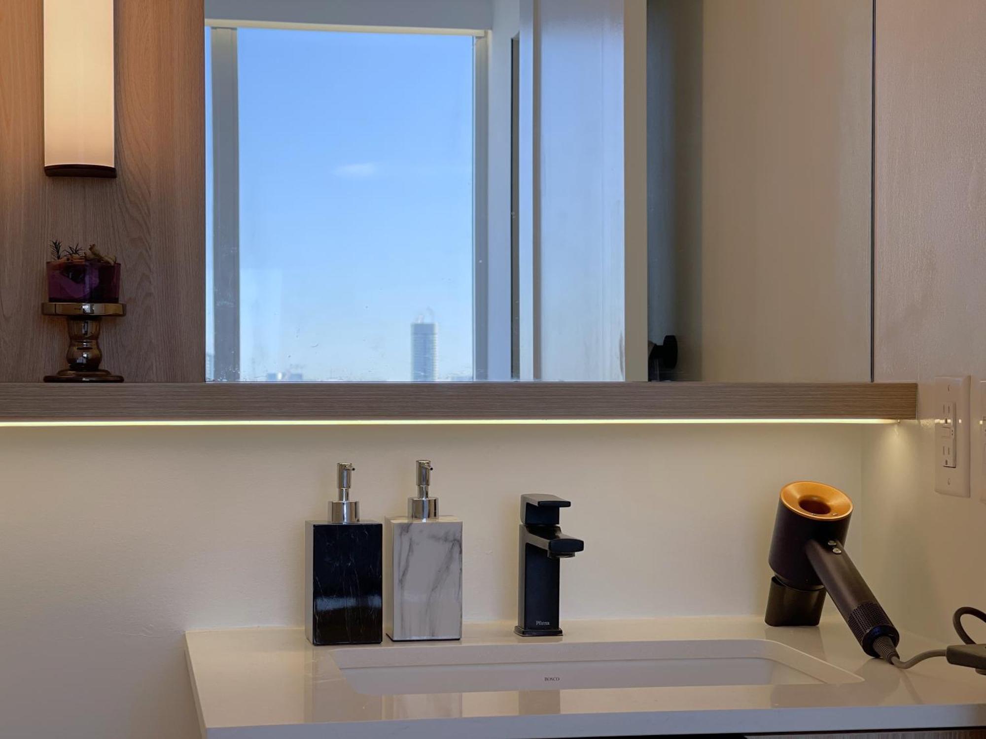 Aparthotel Deluxe Penthouse Two Bedrooms Skyline Cn Tower Lakeview Dt Infivilla