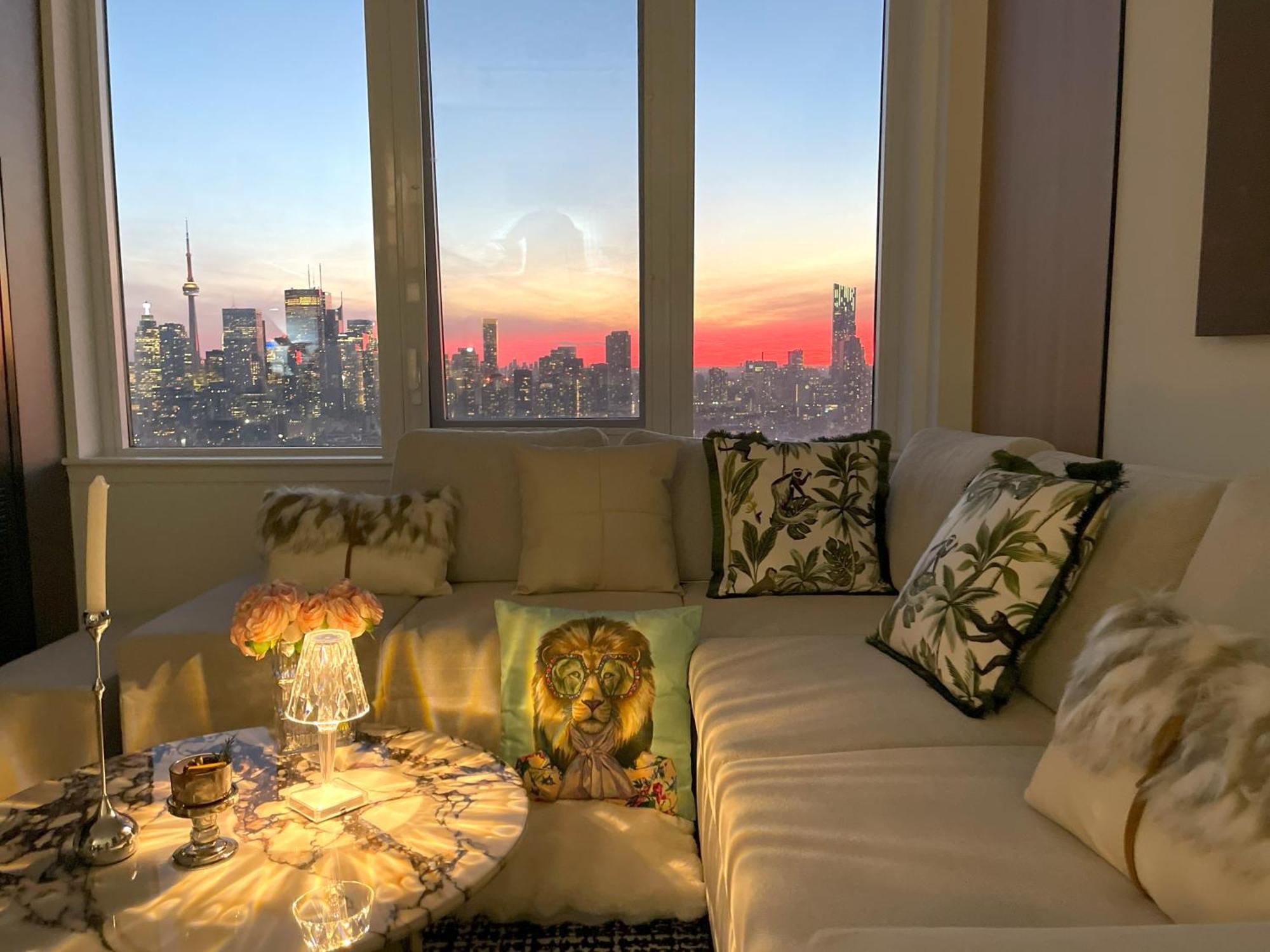 Aparthotel Deluxe Penthouse Two Bedrooms Skyline Cn Tower Lakeview Dt Infivilla Toronto