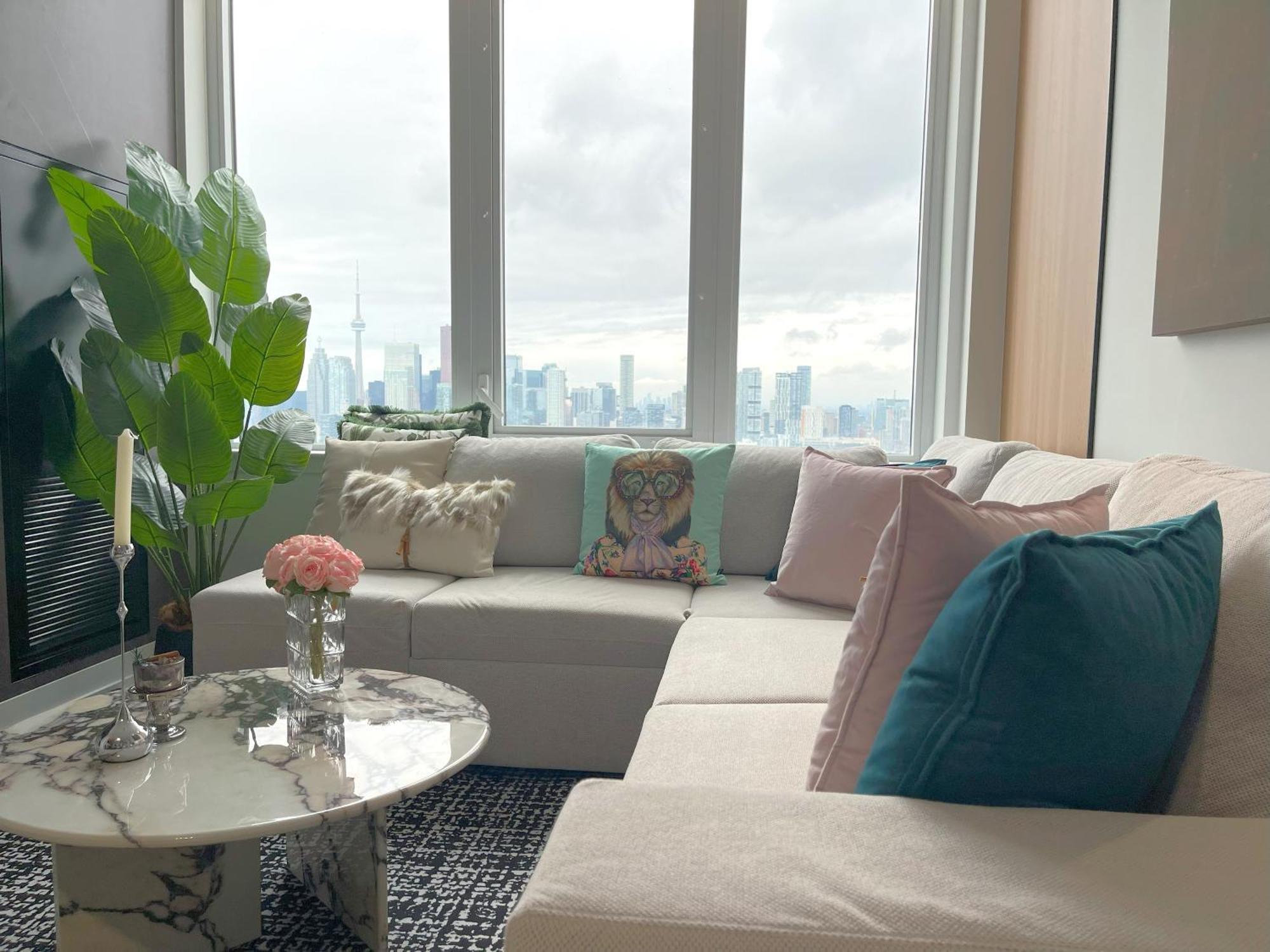 Deluxe Penthouse Two Bedrooms Skyline Cn Tower Lakeview Dt Infivilla * Toronto