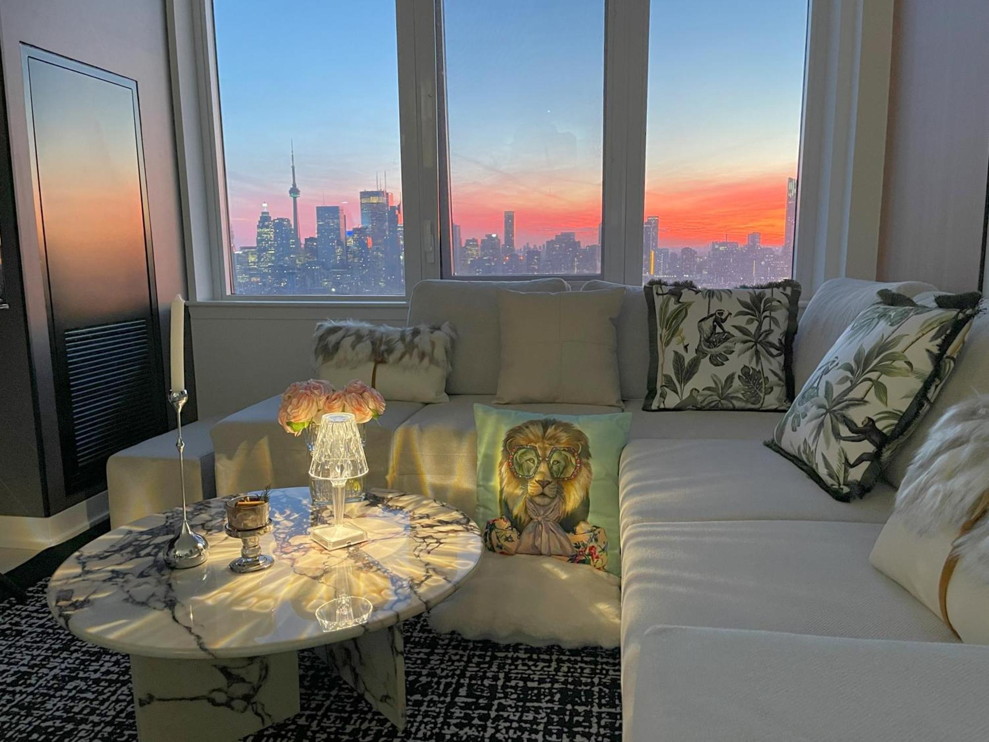 Aparthotel Deluxe Penthouse Two Bedrooms Skyline Cn Tower Lakeview Dt Infivilla