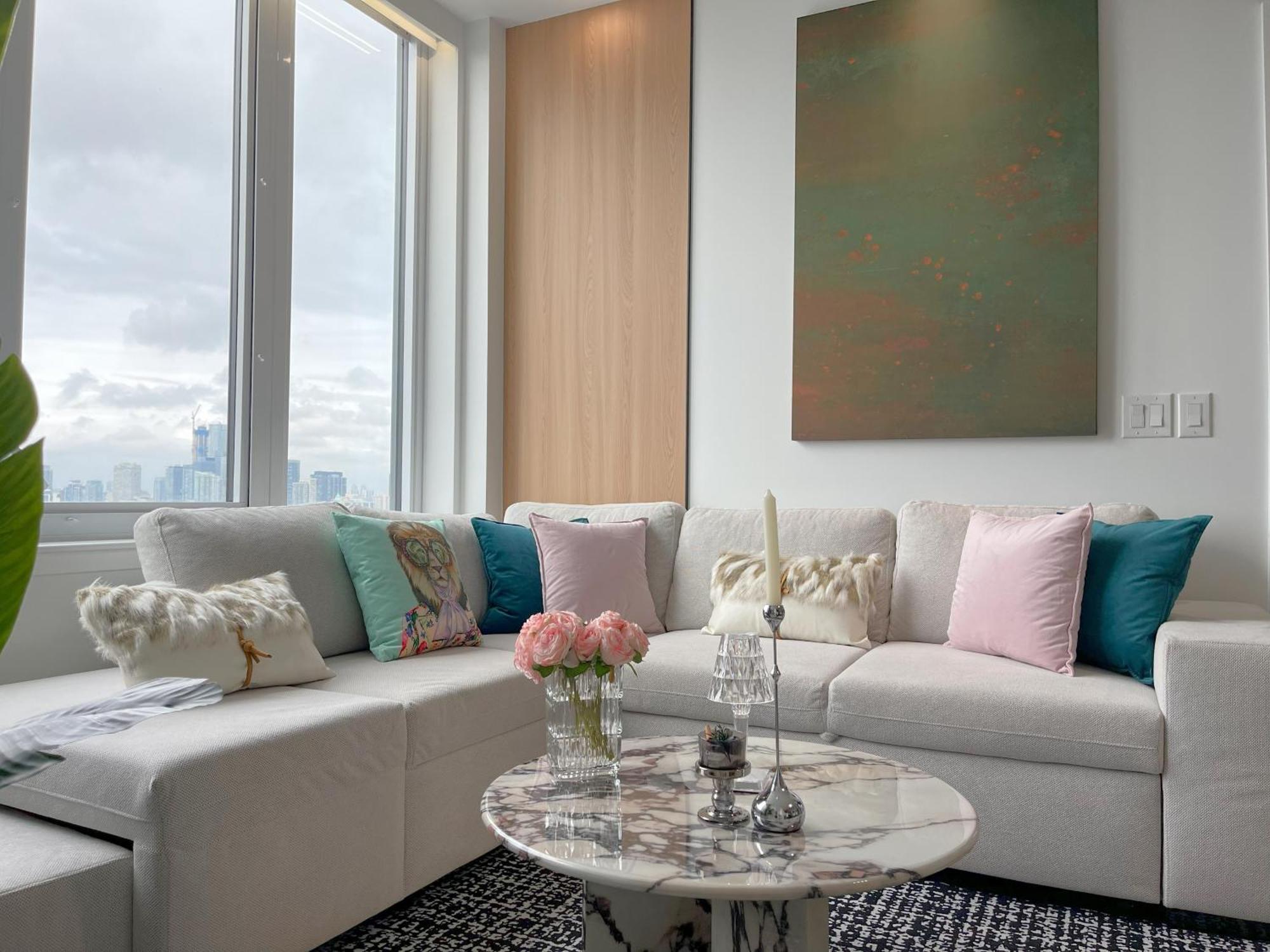Deluxe Penthouse Two Bedrooms Skyline Cn Tower Lakeview Dt Infivilla Aparthotel *